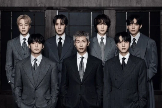 BTS lập thành tích chưa từng có ở K-pop
