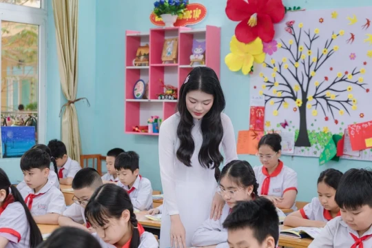 Quảng Ninh quyết tâm giải bài toán thiếu hụt giáo viên