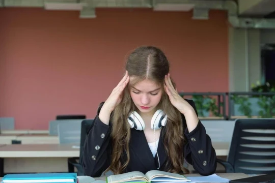 Australia: Du học sinh 'nhịn ăn' vì chi phí tăng vọt