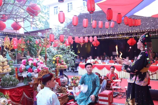 Lễ hội Đền Mẫu Cấm Sơn lan tỏa giá trị văn hóa truyền thống