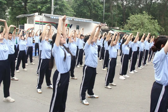 Giảng viên, sinh viên y học cổ truyền lan tỏa thông điệp Ngày Sức khỏe toàn dân