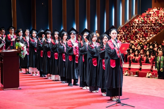 Những tân cử nhân là tiền đề cho đổi mới phát triển giáo dục