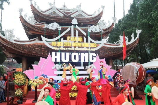 Đánh thức mỏ vàng lễ hội cho kinh tế du lịch