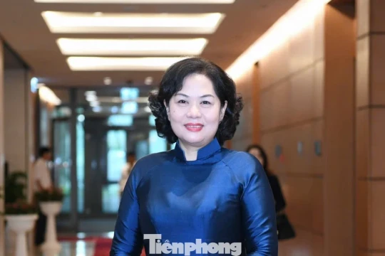 Thống đốc Ngân hàng Nguyễn Thị Hồng làm Phó Chủ tịch Quốc hội