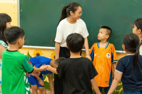 Từ IELTS 8.5 đến lớp học 0 đồng: Câu chuyện đẹp của nữ sinh Đà Nẵng