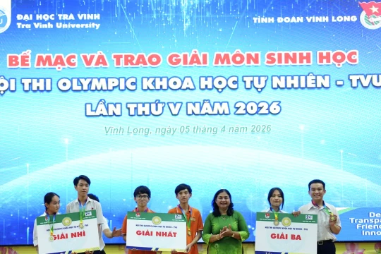 Đại học Trà Vinh 'thắp lửa' đam mê khoa học cho học sinh THPT