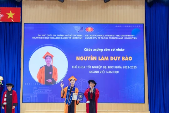 'Bắt đầu lại chỉ là một điểm xuất phát mới, không phải bước lùi'