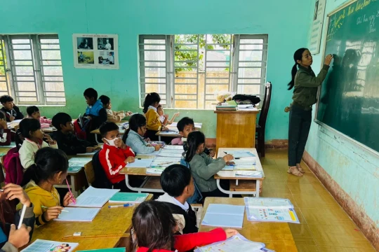 Từ buôn làng đến nghị trường: Kỳ vọng 'cú hích' chính sách cho giáo dục vùng khó