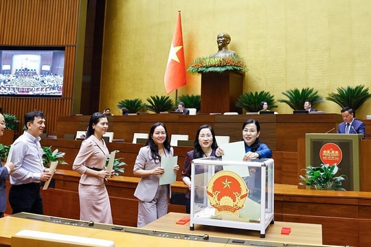 Quốc hội phê chuẩn 8 Thẩm phán Tòa án Nhân dân Tối cao