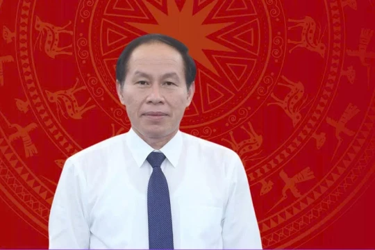 Infographic: Tiểu sử Phó Thủ tướng Chính phủ Lê Tiến Châu