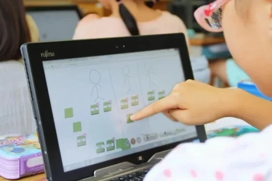 Ban hành quy định tiêu chuẩn, chuyển thể SGK bản in sang SGK điện tử