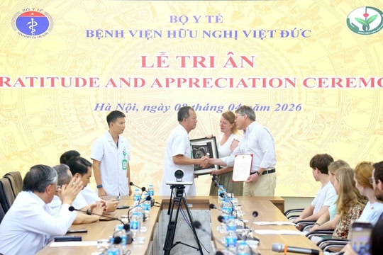 Một cô gái người Anh hiến tạng hồi sinh sự sống 3 người Việt