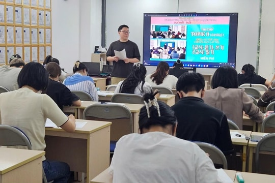 Chuyên gia đào tạo TOPIK ThS. Choi Wonseok và hành trình 15 năm tại Việt Nam