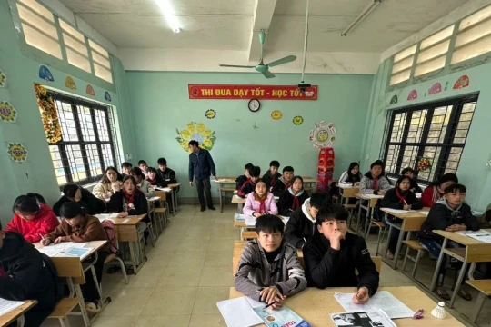 Giáo dục vùng khó mong gỡ 'nút thắt' nhân sự, tăng quyền tự chủ