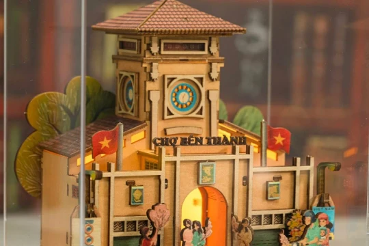 Ký ức đô thị qua từng mảnh gỗ