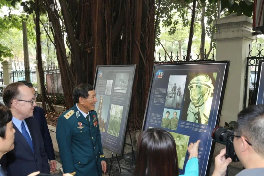 Tái hiện hành trình lịch sử đưa người Việt vào vũ trụ