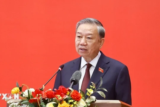 Tổng Bí thư Tô Lâm ký Quy định về công tác chính trị, tư tưởng trong Đảng