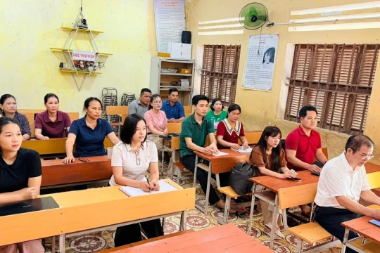 Giáo viên Tuyên Quang tăng tốc chuyển đổi số trong giáo dục