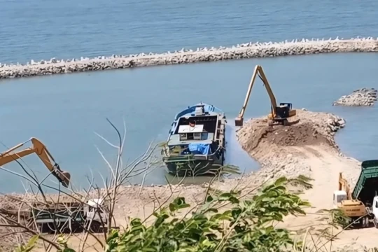 Diễn biến mới vụ san lấp hơn 15.000 tấn chất thải trái phép ở Vũng Tàu