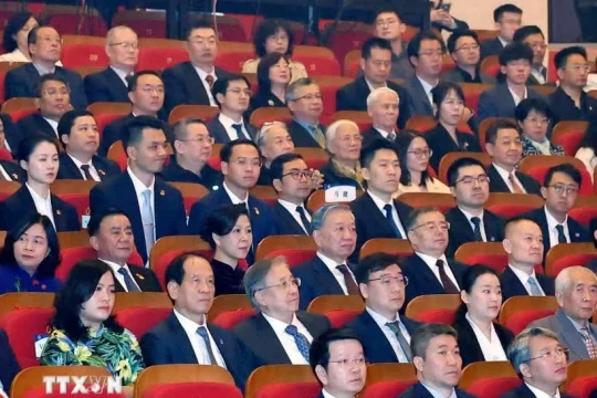 Tổng Bí thư, Chủ tịch nước dự Chương trình nghệ thuật hữu nghị Việt-Trung