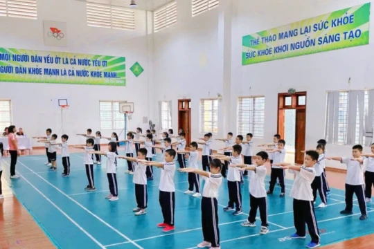 Đổi mới chăm sóc sức khỏe học đường để phòng bệnh từ sớm