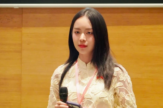 Hoa hậu Thanh Thủy ghi điểm tại Hành trình đỏ