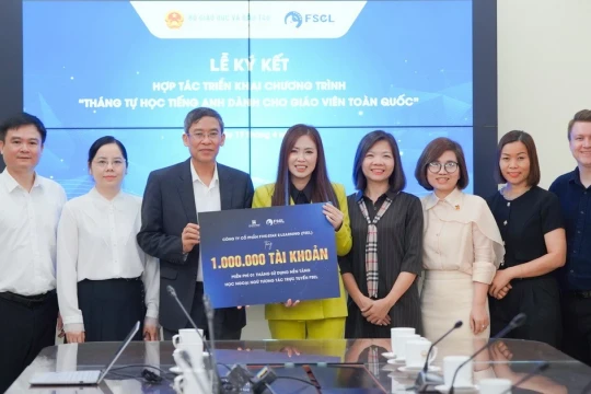 Xây dựng Tháng tự học tiếng Anh miễn phí cho giáo viên toàn quốc