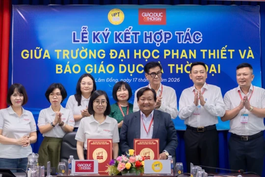 Báo Giáo dục và Thời đại ký kết hợp tác với Trường Đại học Phan Thiết
