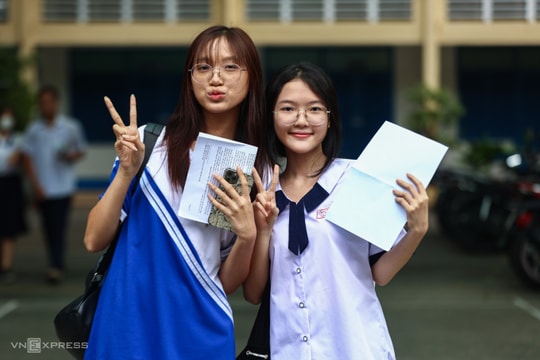 Thí sinh tập đăng ký thi tốt nghiệp THPT từ hôm nay