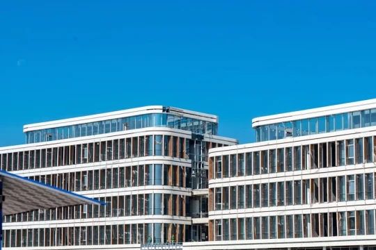 Chính phủ yêu cầu hạn chế tối đa việc xây dựng trụ sở, trung tâm hành chính mới