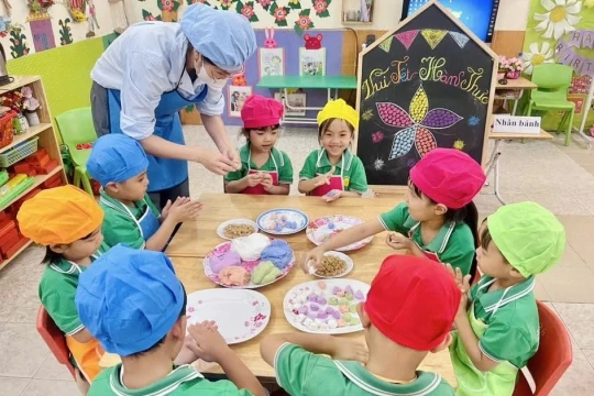 Đưa Tết Hàn thực vào trường học, giáo dục từ trải nghiệm