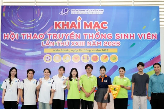 Hơn 700 vận động viên tham gia hội thao Trường Đại học Mở TPHCM