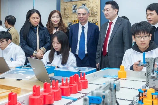 Ươm mầm sáng tạo từ phòng học STEM