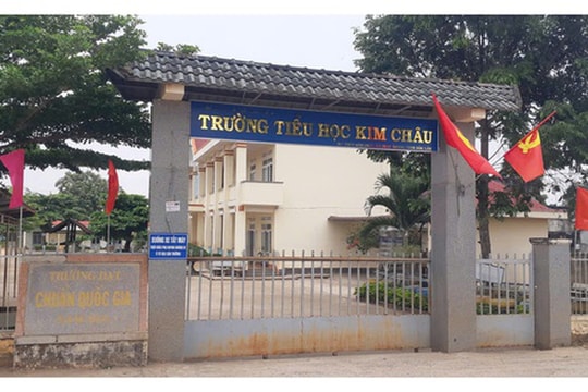 Cách chức một nữ hiệu trưởng do hàng loạt sai phạm