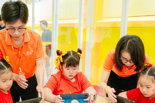 Trường học chuyển mình trong kỷ nguyên số