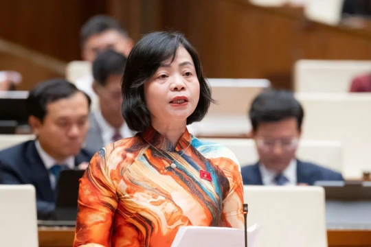 Tỷ lệ phụ nữ tham gia lĩnh vực khoa học công nghệ và số hóa còn thấp