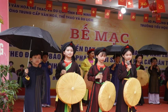 'Ngân vang Quan họ' ươm mầm tình yêu di sản cho học sinh