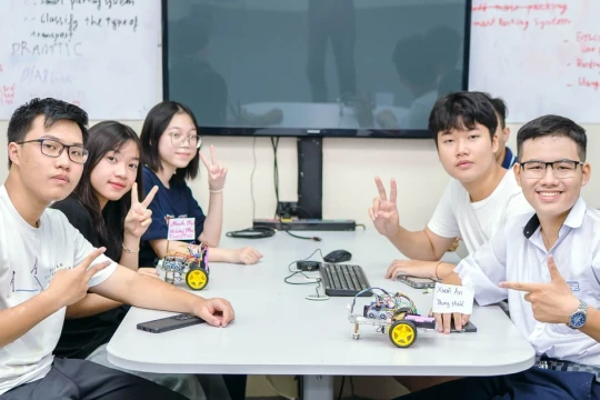 Khơi thông nguồn tuyển sinh ngành STEM