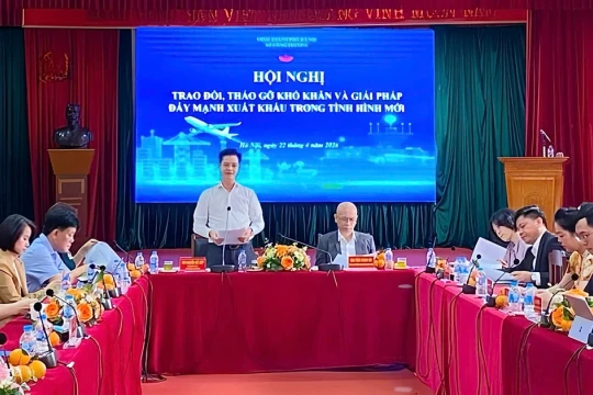 Hà Nội tháo gỡ điểm nghẽn, tìm lực đẩy mới cho xuất khẩu