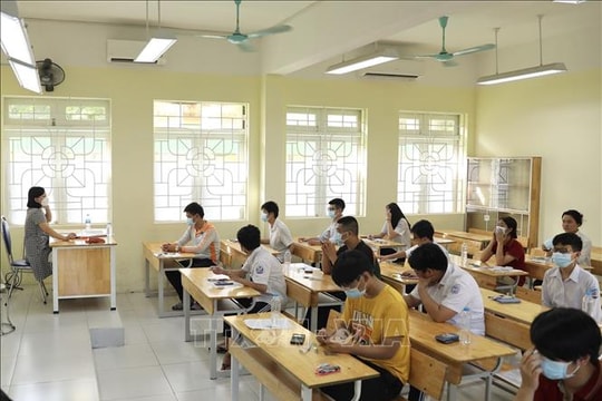 Học sinh Hà Nội 'tăng tốc' ôn thi lớp 10