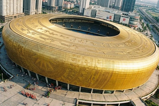 Sân vận động Việt Nam lớn nhất thế giới vừa đổi tên lần thứ hai: Tỷ phú Phạm Nhật Vượng tiết lộ lý do