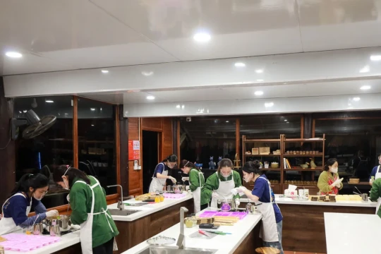 Nhóm học sinh tạo sinh kế bền vững cho phụ nữ dân tộc thiểu số từ cây Thành ngạnh