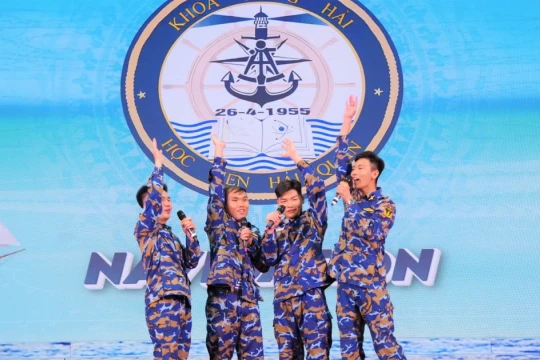 Học viện Hải quân nâng cao chất lượng học ngoại ngữ qua Gala tiếng Anh