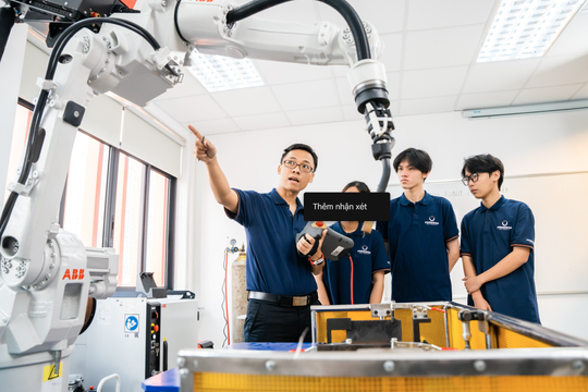 Lần đầu một đại học Việt Nam có giải thưởng đội ngũ lãnh đạo và quản lý xuất sắc