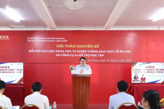 Ứng dụng VR và AI vào dạy học, nâng cao chất lượng giáo dục tại An Giang