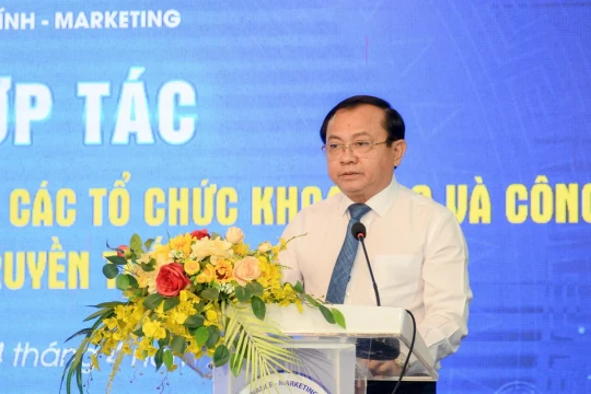 'Vị thế đại học nằm ở khả năng giải quyết các vấn đề lớn của thực tiễn'