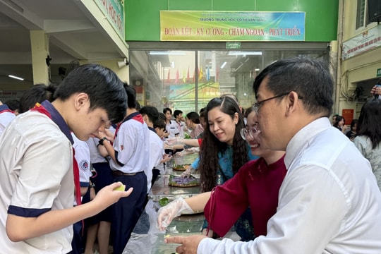 Giỗ Tổ Hùng Vương được tái hiện sinh động trong trường học