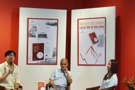 Lớp học Lịch sử phi truyền thống của thầy Nam