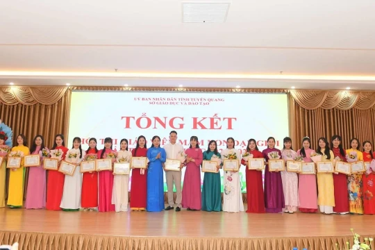 Ứng dụng AI, giáo viên mầm non Tuyên Quang bứt phá tại hội thi cấp tỉnh