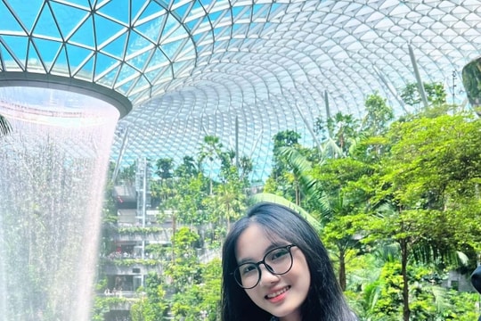 Tốt nghiệp sớm, nữ sinh 22 tuổi thẳng tiến đại học top 8 thế giới